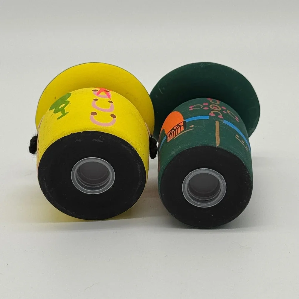 Vintage Hand Painted Mexican Folk Art Clay Mariachi Couple Salt Pepper Shakers